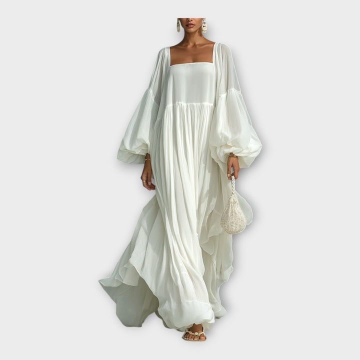 Rochie lungă cu un design minimalist elegant