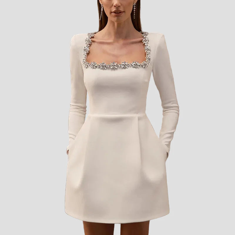 Emilia - Rochie din catifea decorată cu cristale