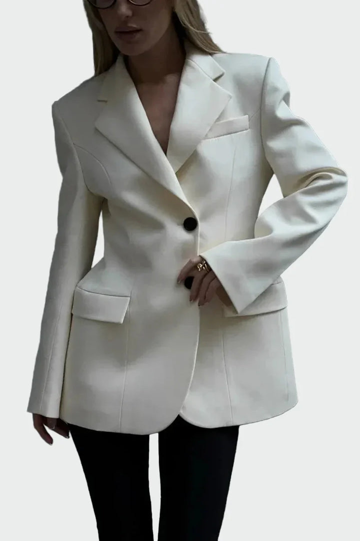 Sacou cu Design Remarcabil și Butoane Elegante