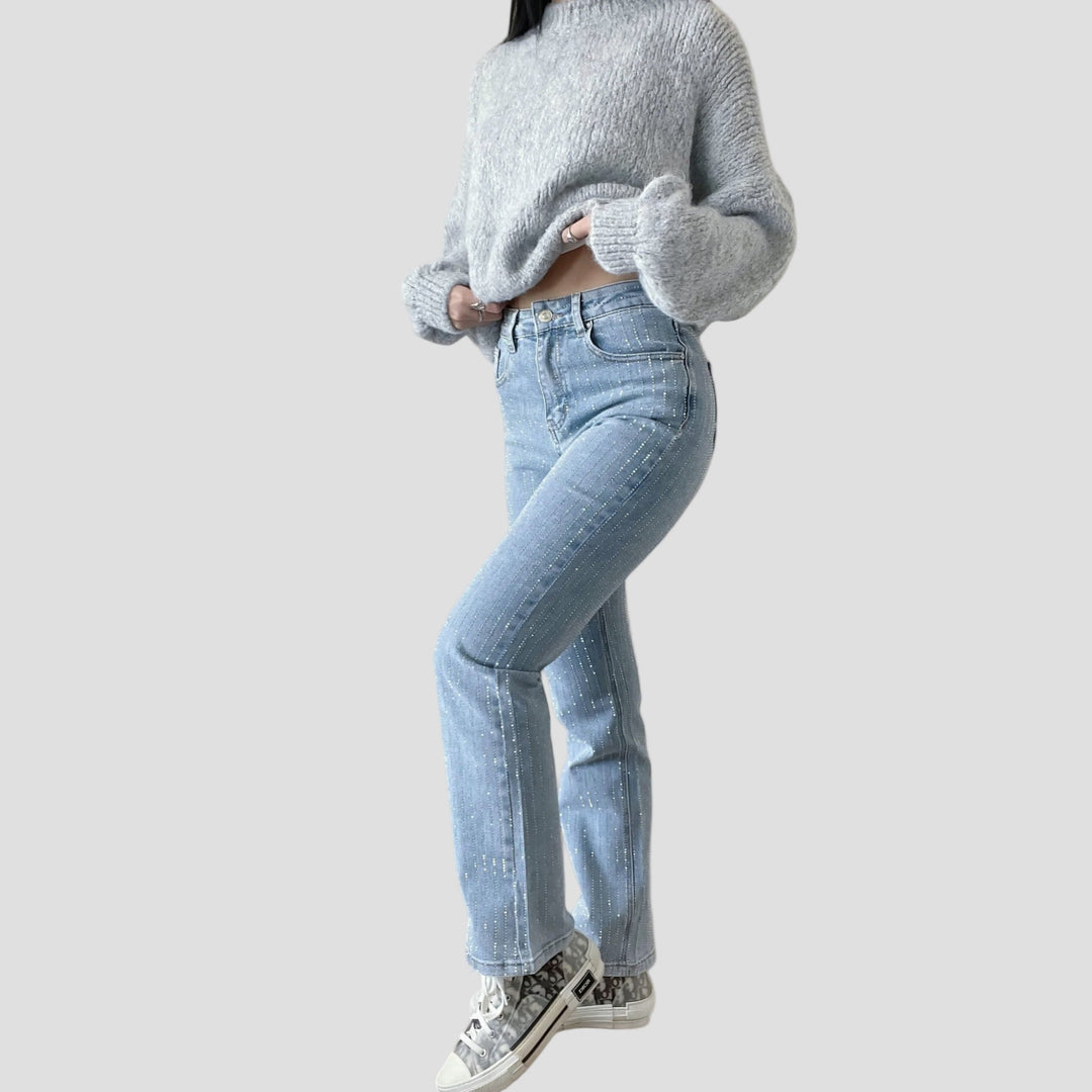 Jurgita - Blugi Luminiscenti pentru Vară