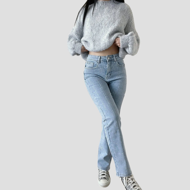 Jurgita - Blugi Luminiscenti pentru Vară